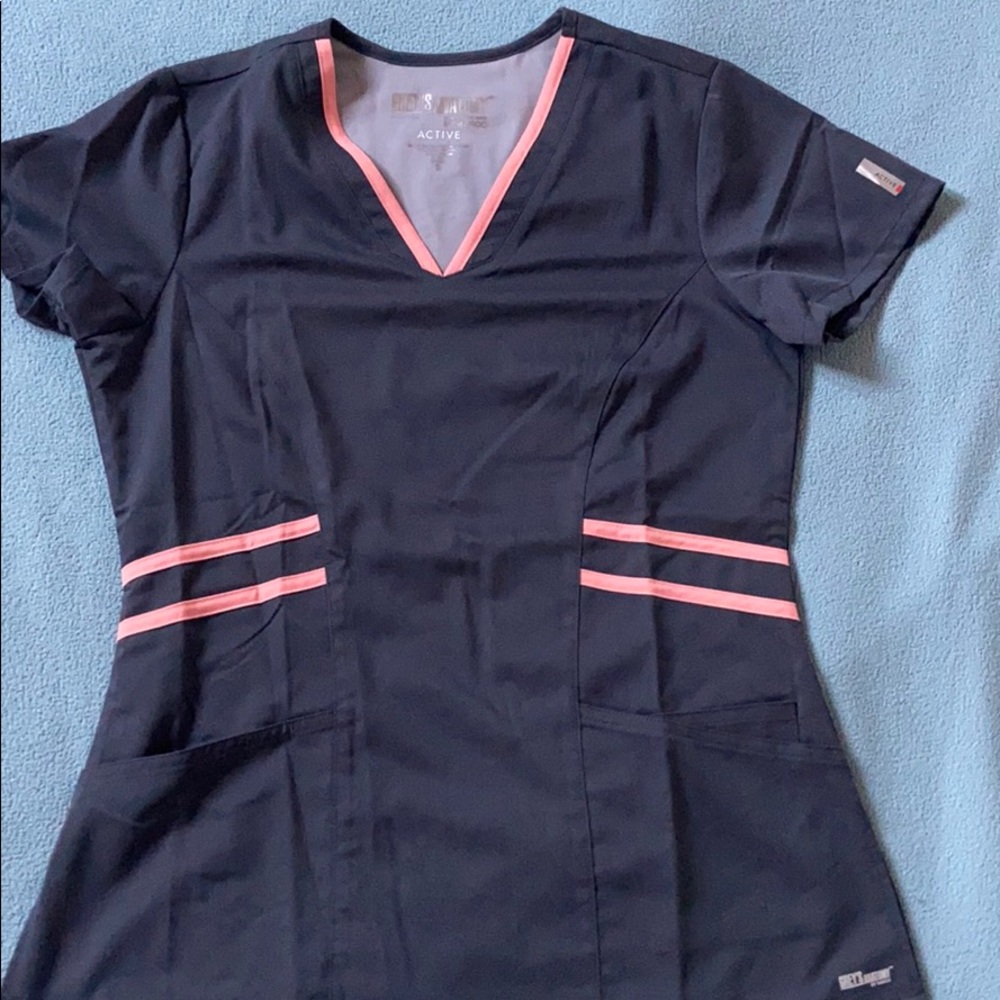 Greys Anatomy Active Small Scrub Top